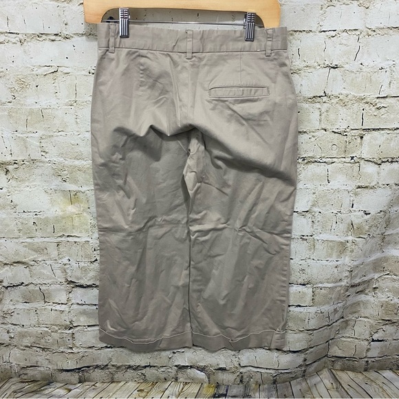 Gap Beige Khaki Cotton Stretch Cuffed Capris - Picture 3 of 5